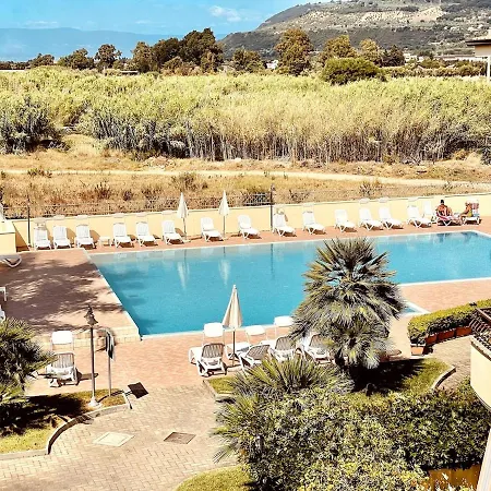 Apartman In A Complex With A Swimming Pool In Pizzo *