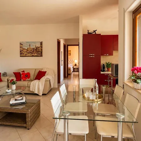 In A Complex With A Swimming Pool In Pizzo * Casa Carrieri
