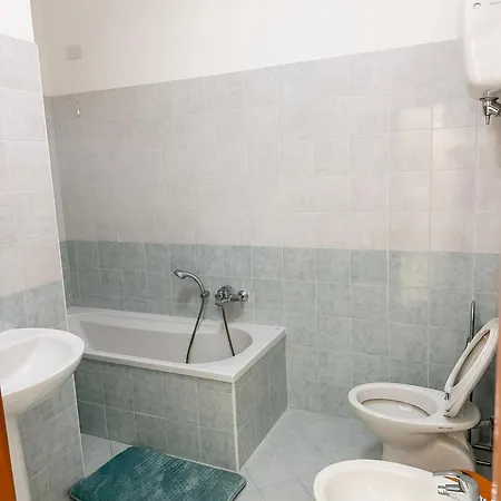 Lägenhet In A Complex With A Swimming Pool In Pizzo *